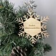 Stern aus Holz mit Lasergravur